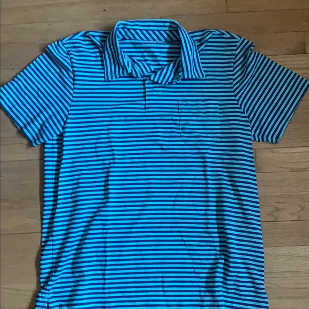 Vineyard vines performance shirt
